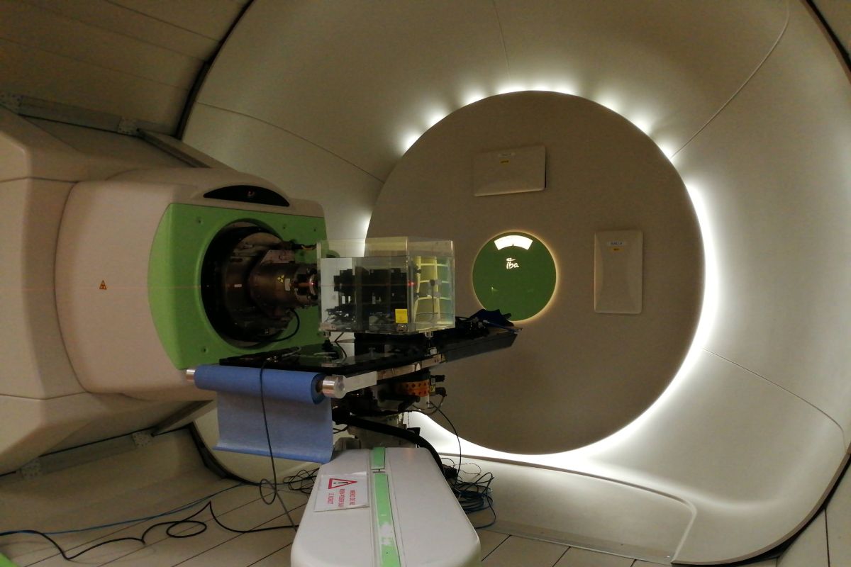 Medidas piloto con un prototipo del detector en la instalación de hadronterapia del Institut Curie en Orsay, Francia.